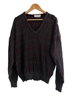 Vintage MacAire Merino Wool V Neck Sweater XL